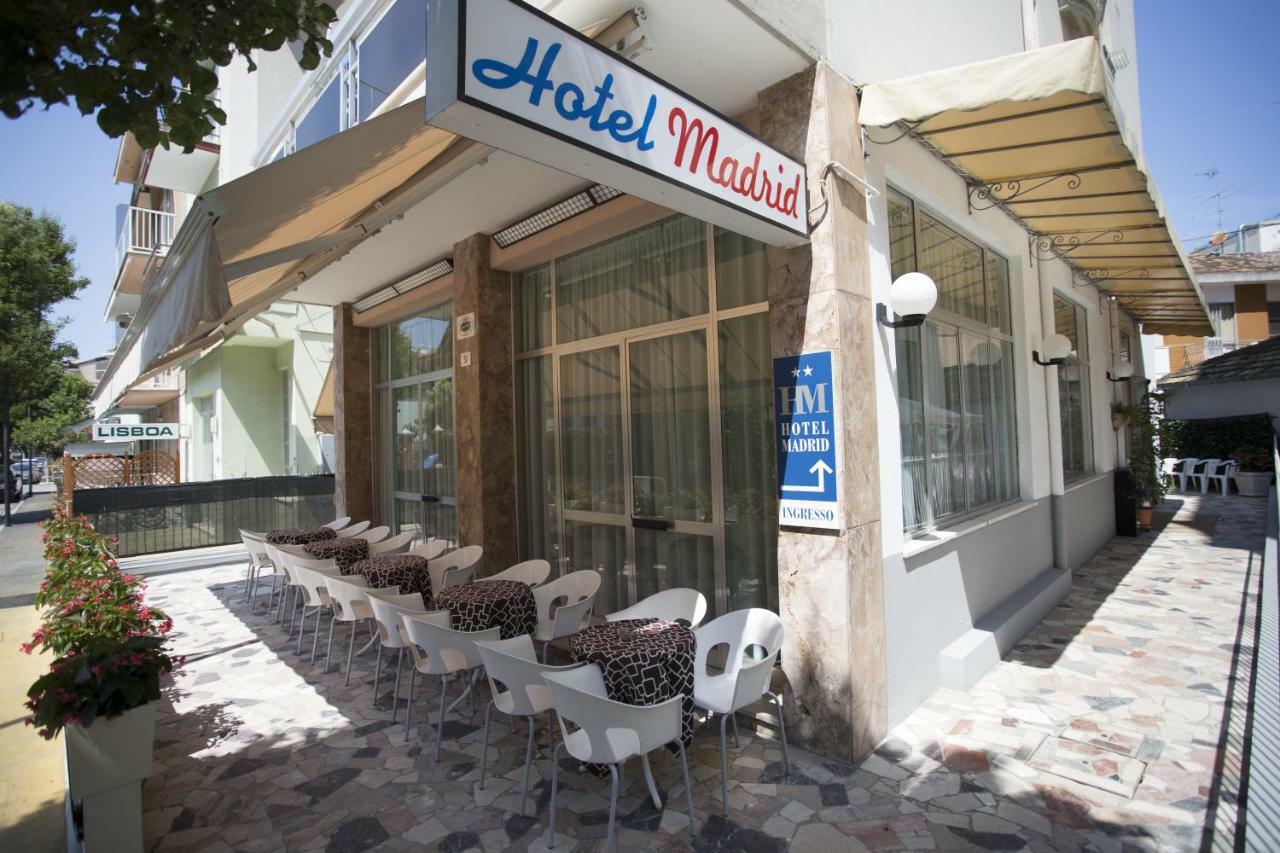 Hotel Madrid Cattolica Exterior photo